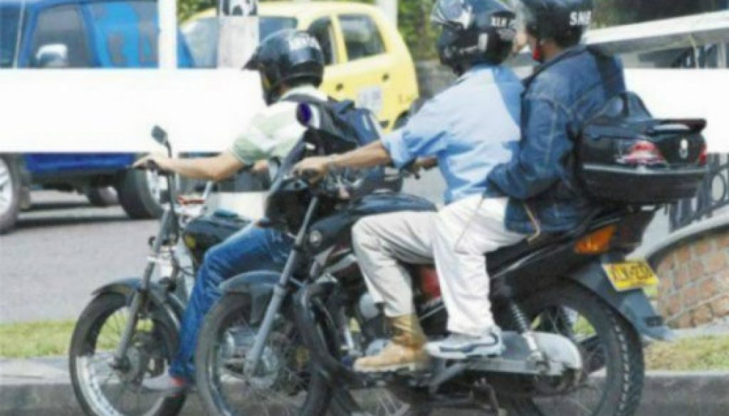 motociclistas parrillero prohibición Bogotá