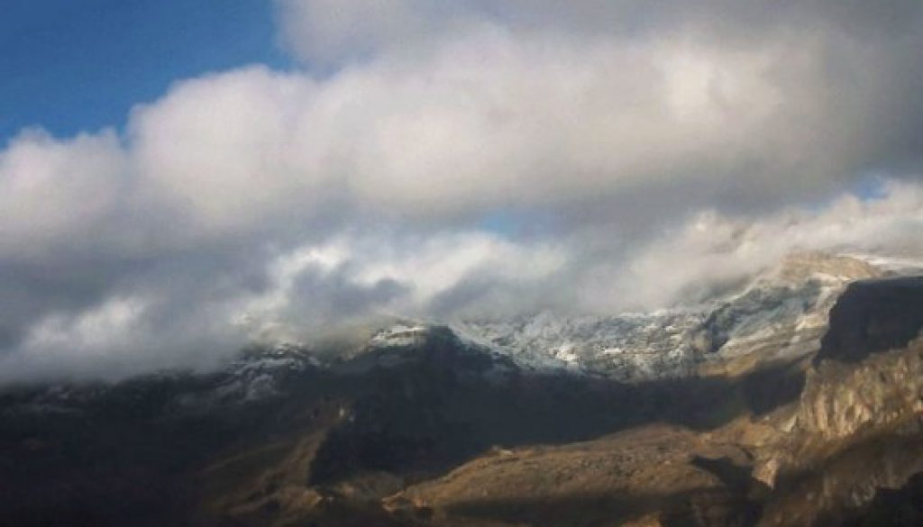 Nevado del Ruíz, foto vía Servicio Geológico Colombiano