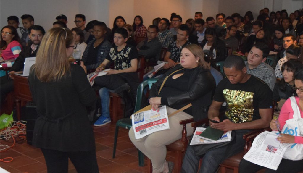 seminario CONFLICTO ARMADO EN COLOMBIA POSTURAS DESDE TRABAJO SOCIAL