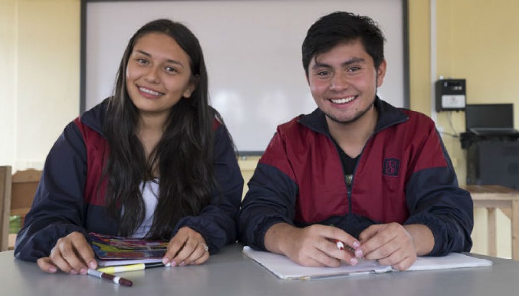 ¡Atención egresados de colegios! Así puede iniciar su carrera universitaria apoyado por la Alcaldía de Bogotá cupos