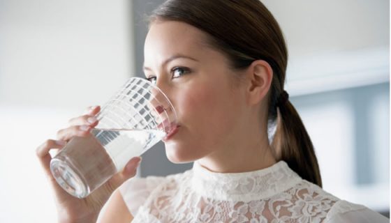 es-posible-adelgazar-tomando-solo-agua, foto vía web Colombia