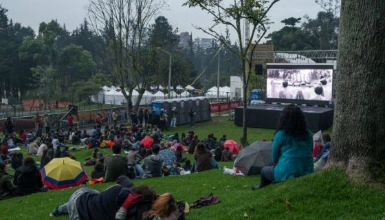 cine-al-parque-foto-via-cinemateca