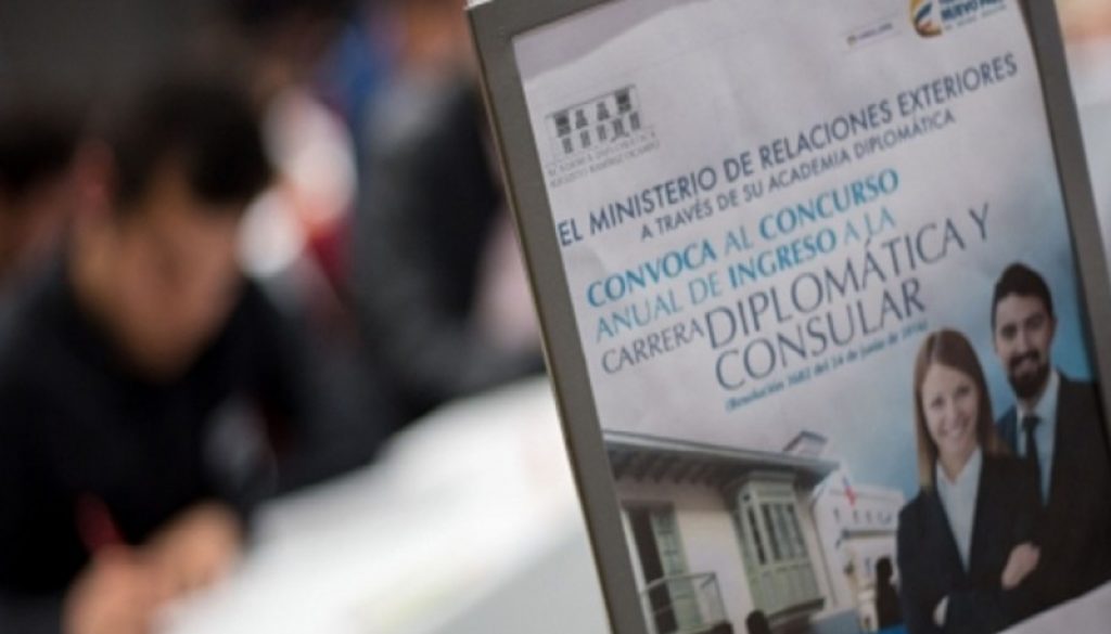 ¿Quiere ser diplomático colombiano? Cancillería abre sus inscripciones