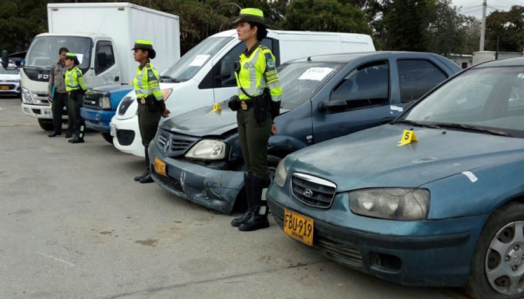 Algunos de los vehículos recuperados por las autoridades, foto vía Policía de Tránsito - Radio Universitaria URepublicanaRadio